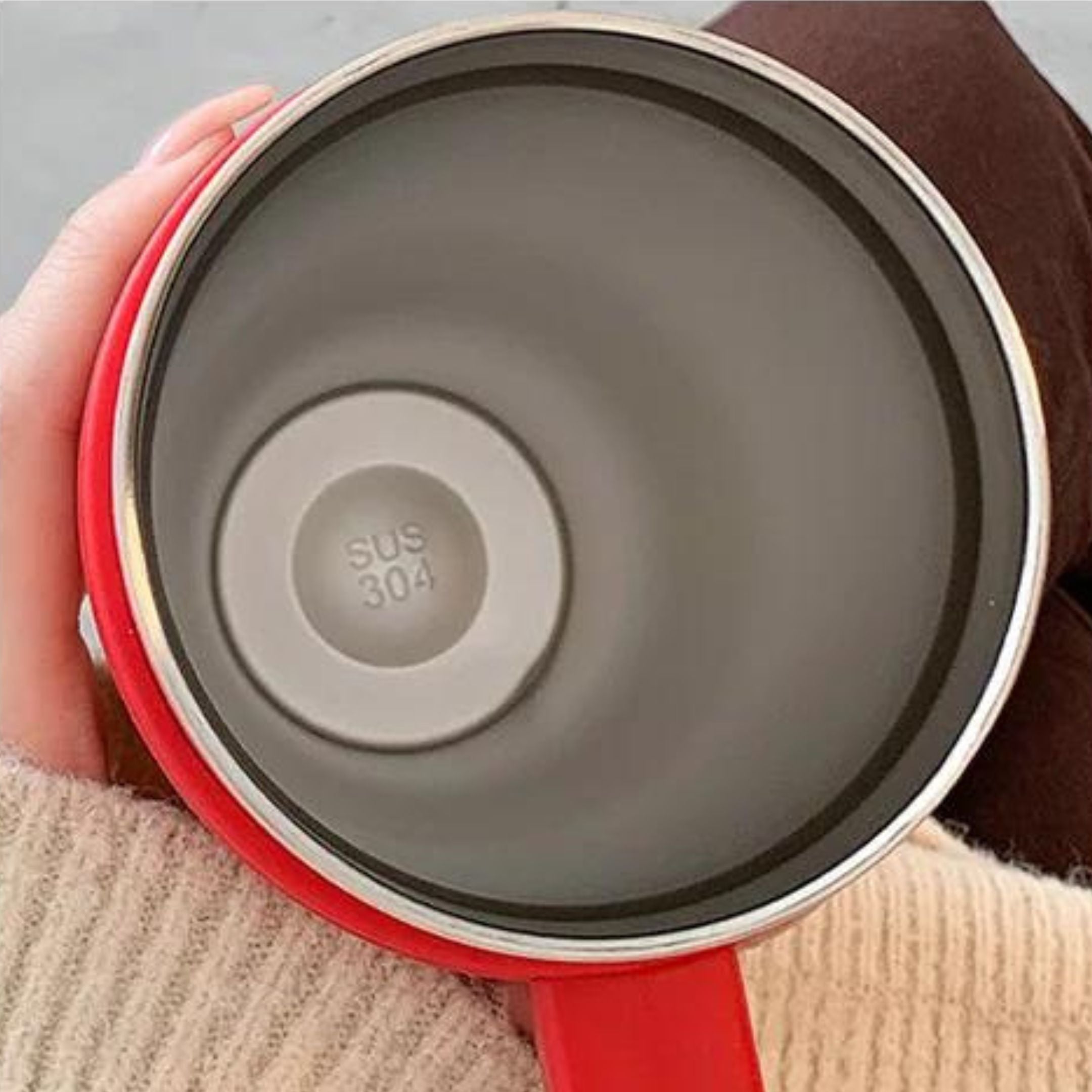 Dreamy Clouds 40 oz stainless steel insulated tumbler featuring Hello Kitty and teddy bears, perfect for hydration on the go.