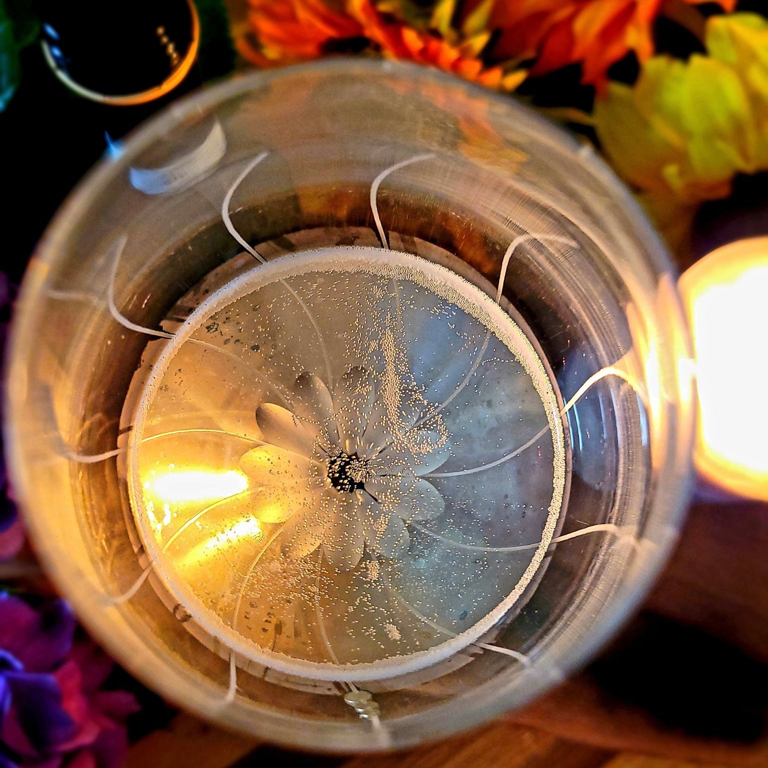 Set of two elegant Lotus Rosé Champagne glasses with a beautiful flower design and Swarovski crystals, presented in a gift box.