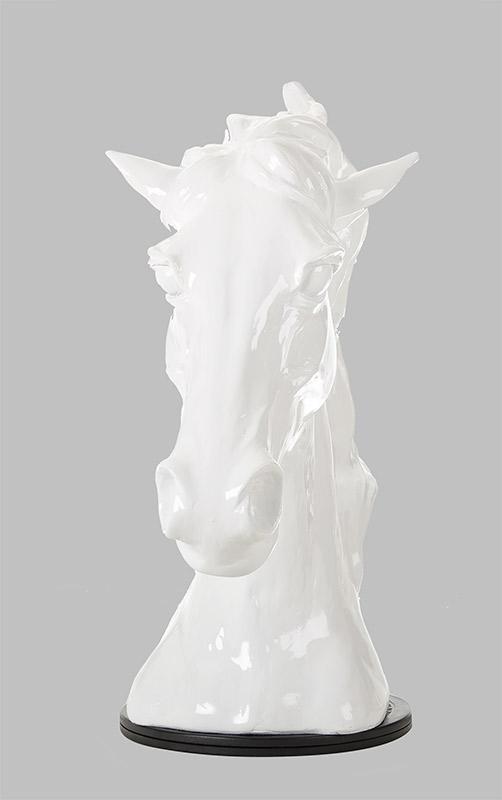 An elegant 11-inch white polyresin horse head sculpture, showcasing intricate details and a contemporary design, perfect for home decor.