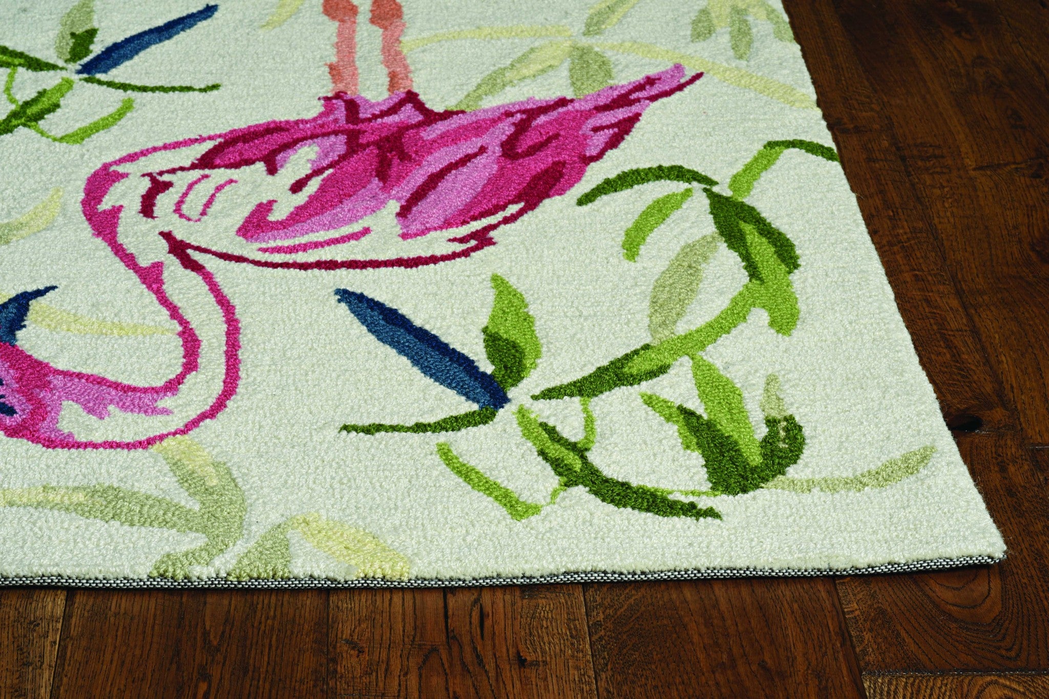 Ivory pink hand hooked flamingo indoor accent rug featuring a vibrant flamingo design, perfect for enhancing home decor.