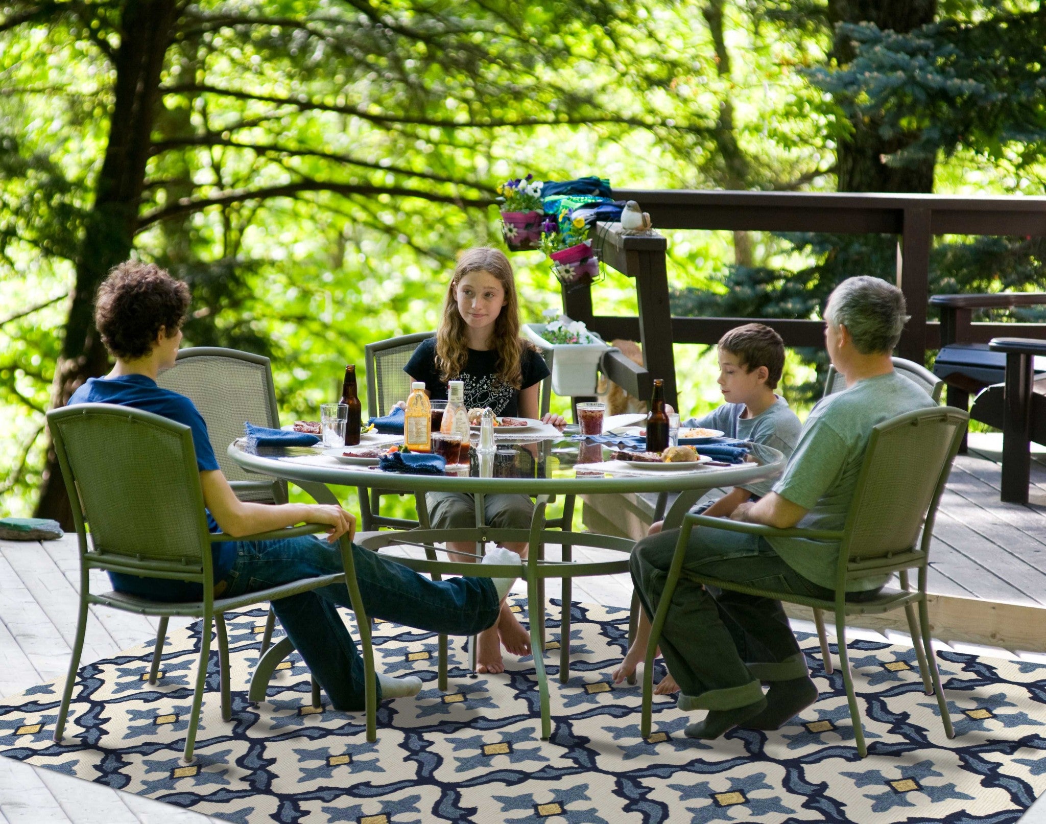 3x5 inches ivory blue hand hooked quatrefoil rug, showcasing intricate patterns and UV treated polypropylene material, suitable for indoor and outdoor use.