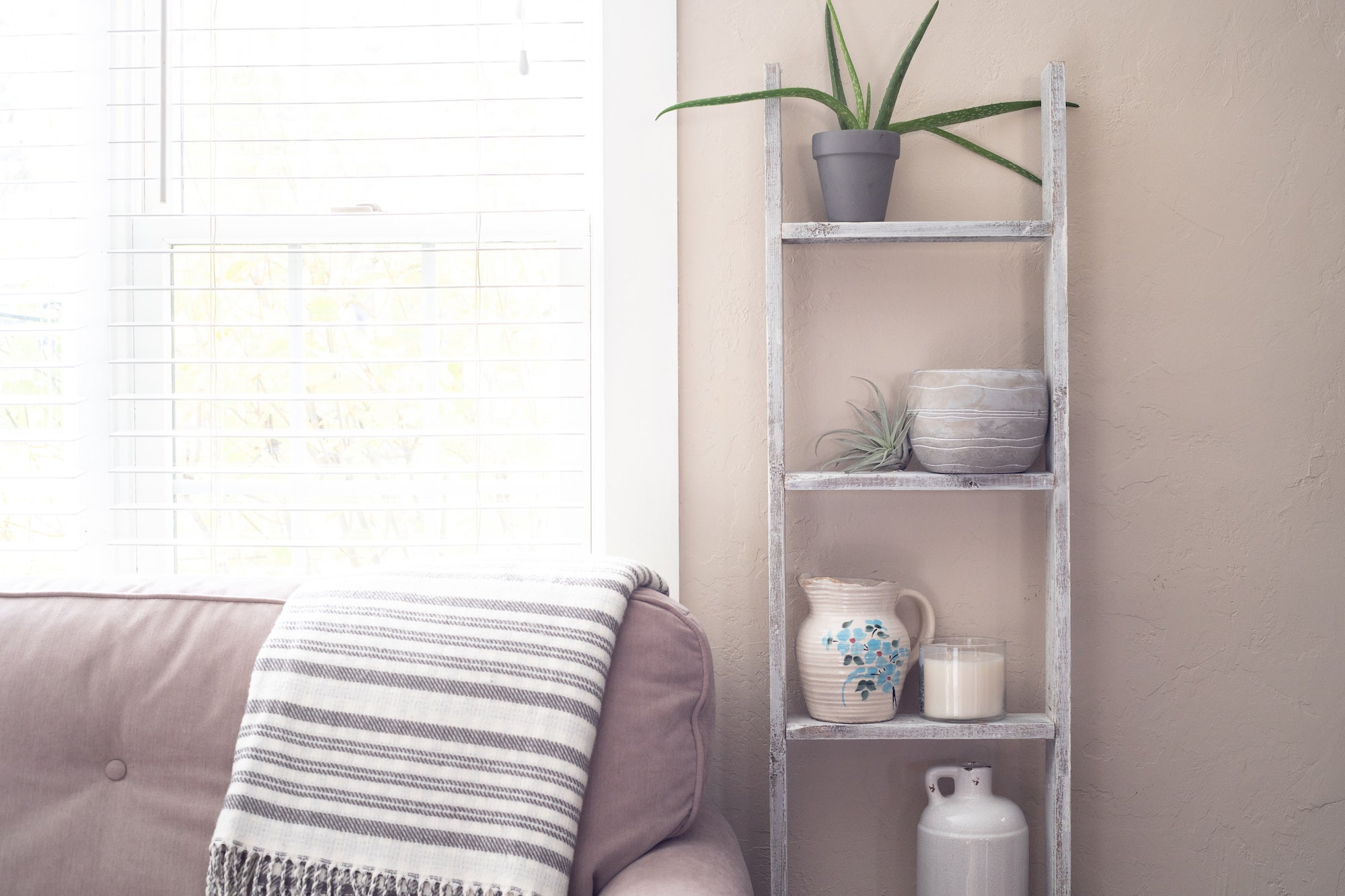 4 Step Whitewash Rustic Wood Ladder Shelf showcasing reclaimed wood with a whitewashed finish, perfect for home decor.