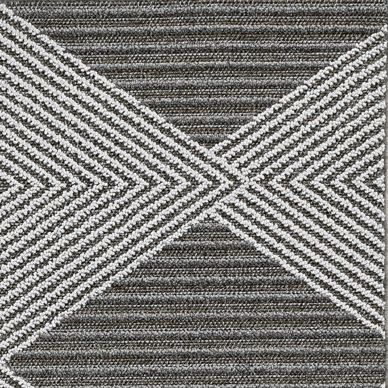 4x6 Grey or Ivory Geometric Diamond Area Rug showcasing a stylish diamond pattern, perfect for indoor and outdoor use.