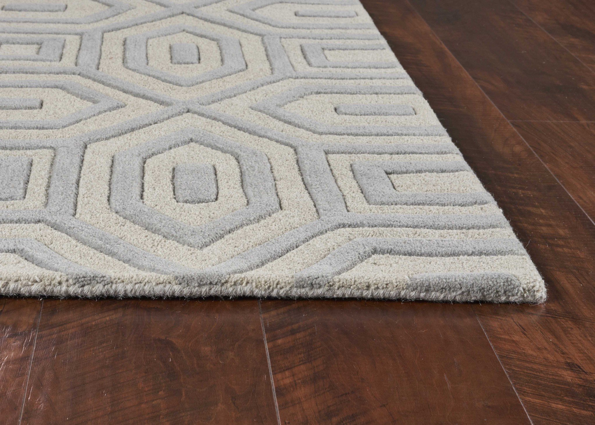 5x8 inches grey hand tufted geometric indoor area rug showcasing a modern design and high-quality wool texture.