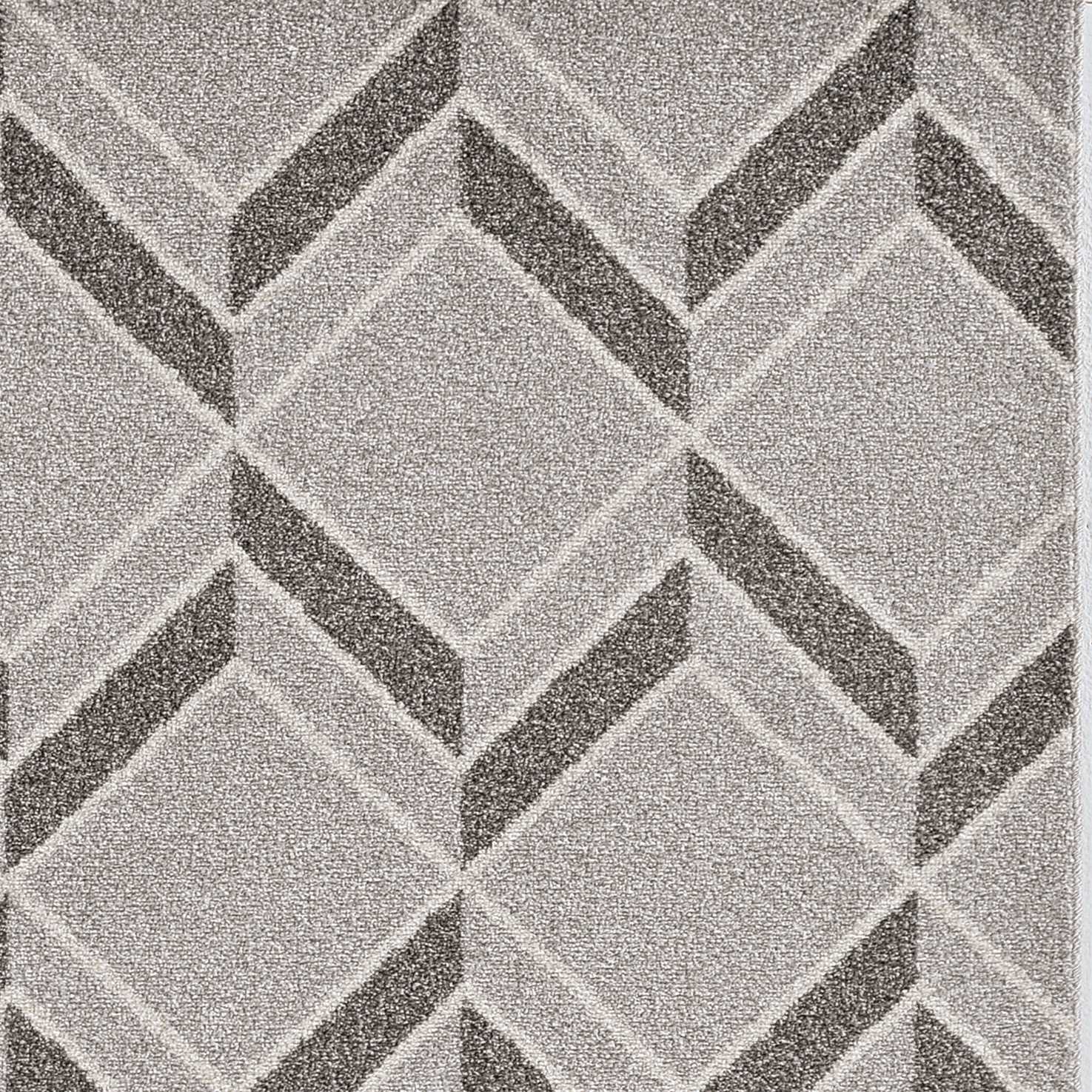 8x11 inches grey machine woven outdoor rug featuring herringbone illusion pattern, perfect for indoor and outdoor use.