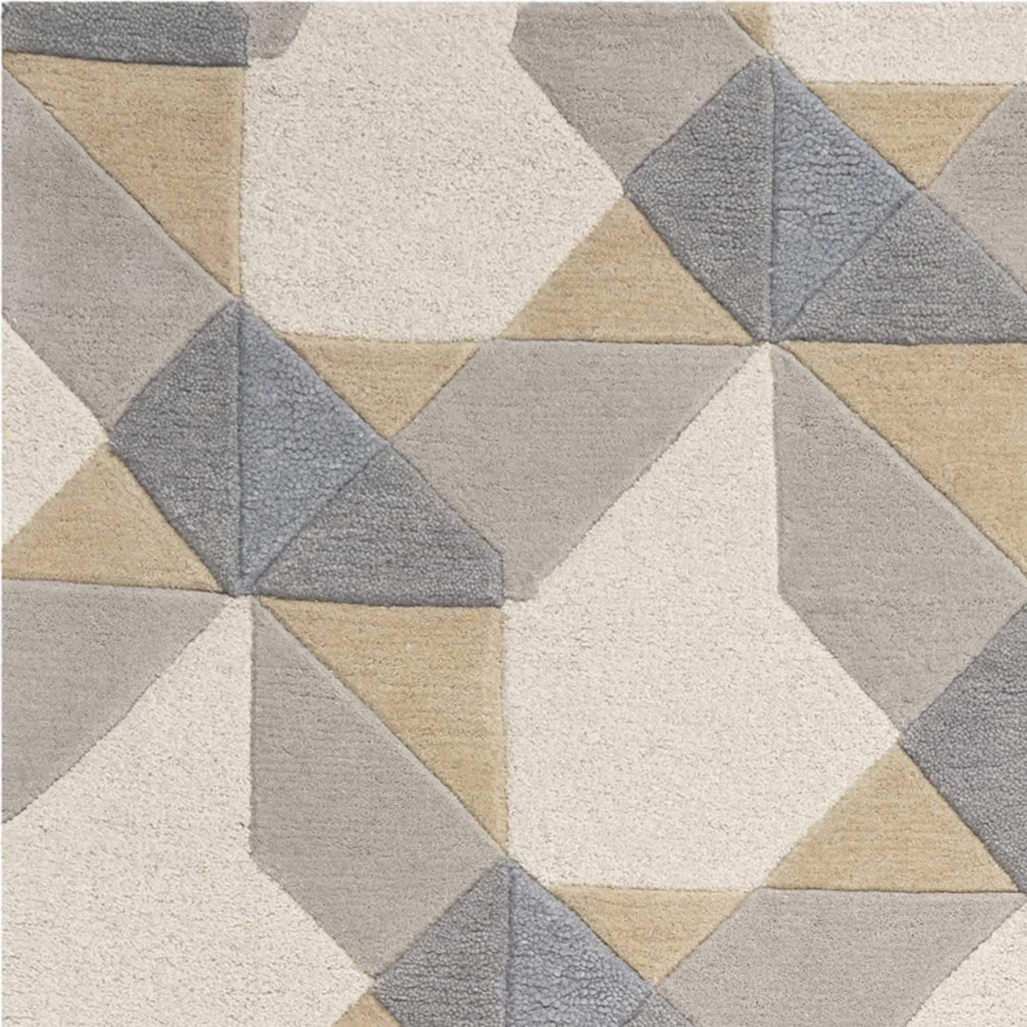 Ivory grey hand tufted geometric chain pattern indoor rug, showcasing modern design and high-quality wool texture.