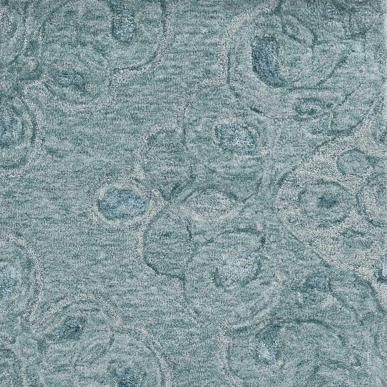 90 x 114 Seafoam Wool or Viscose Rug, hand-tufted with a serene seafoam color, perfect for contemporary living rooms.