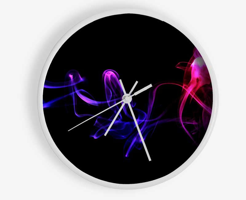 Abstract Smoke clock made from natural bamboo with a round face and clear Plexiglas lens, available in black, white, and natural frame colors.