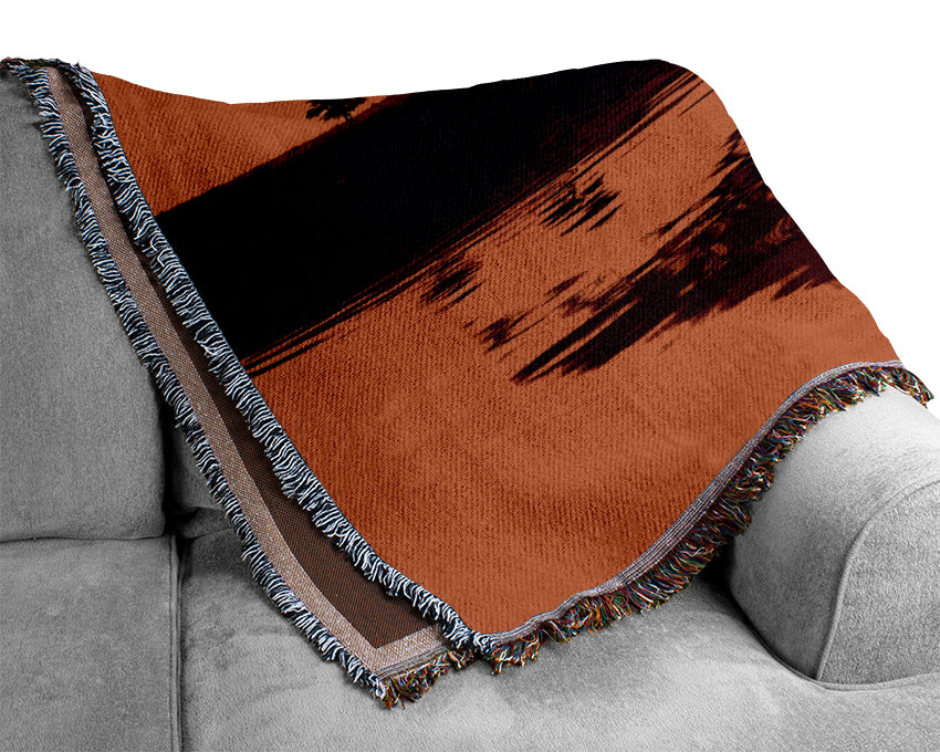 Luxurious African Tree Reflection throw blanket made from 100% cotton, featuring a thermal weave for breathability and a classic design.