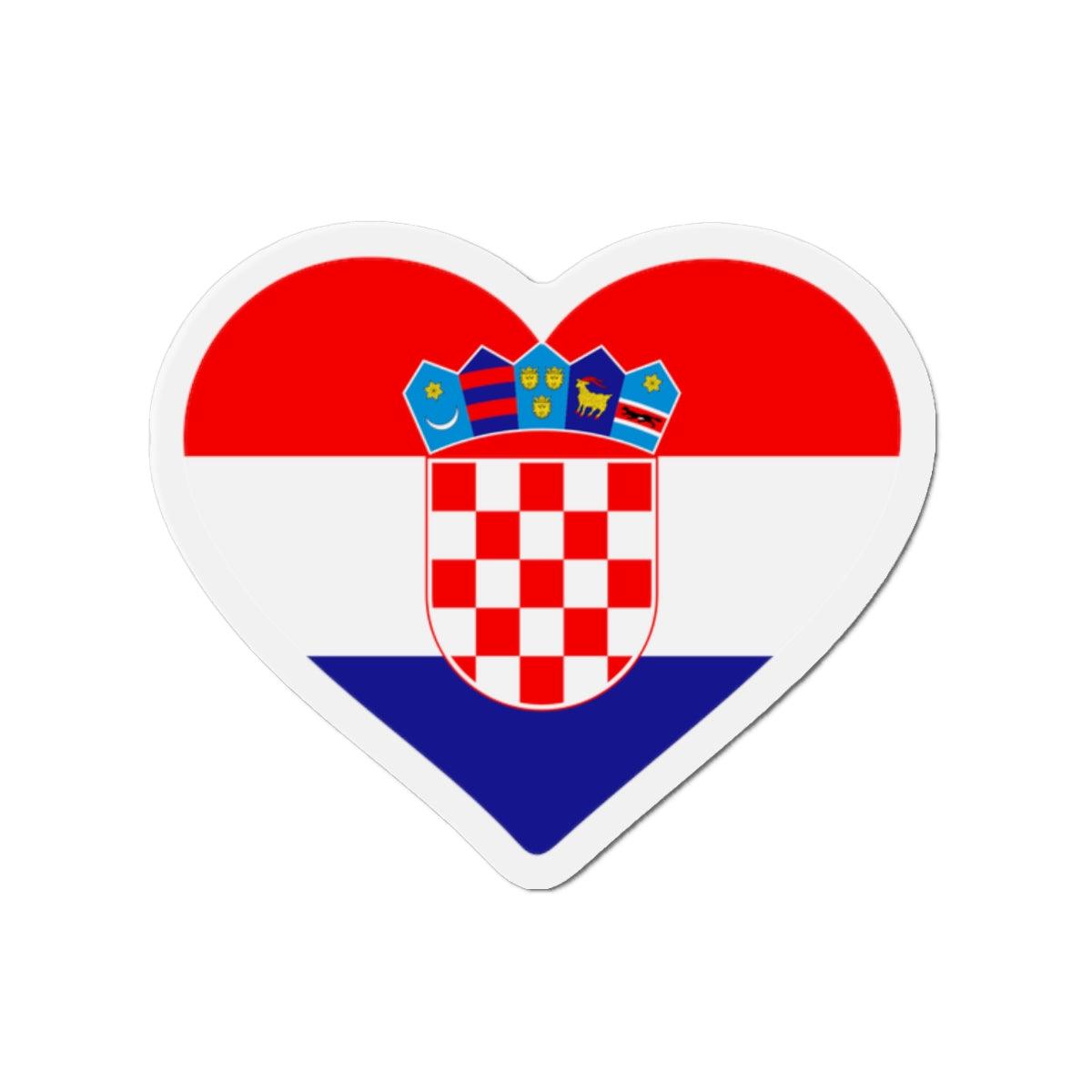 Aimant en forme de cœur représentant le drapeau de la Croatie, fabriqué en résine synthétique, disponible en plusieurs tailles.
