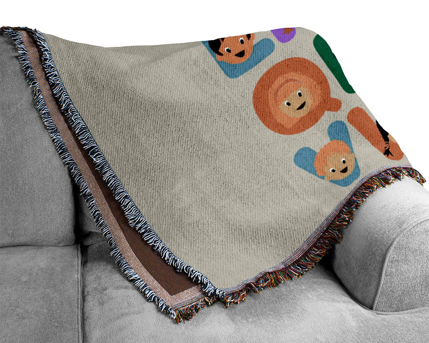 A luxurious lilac throw blanket made from 100% cotton, featuring a thermal weave design, perfect for adding elegance to any room.