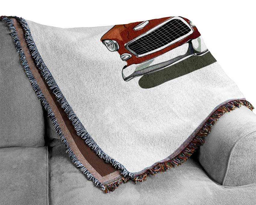 American Classic 5 throw blanket made from 100% cotton, featuring a thermal weave design in a classic style, perfect for bed or couch.