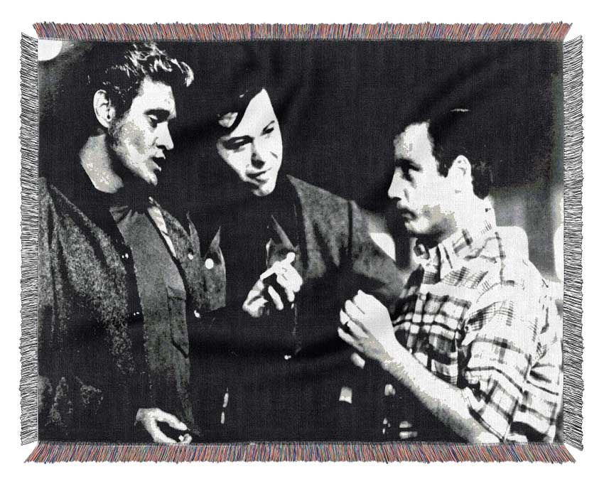 American Graffiti throw blanket made from 100% cotton with a thermal weave, showcasing a luxurious finish and classic design.