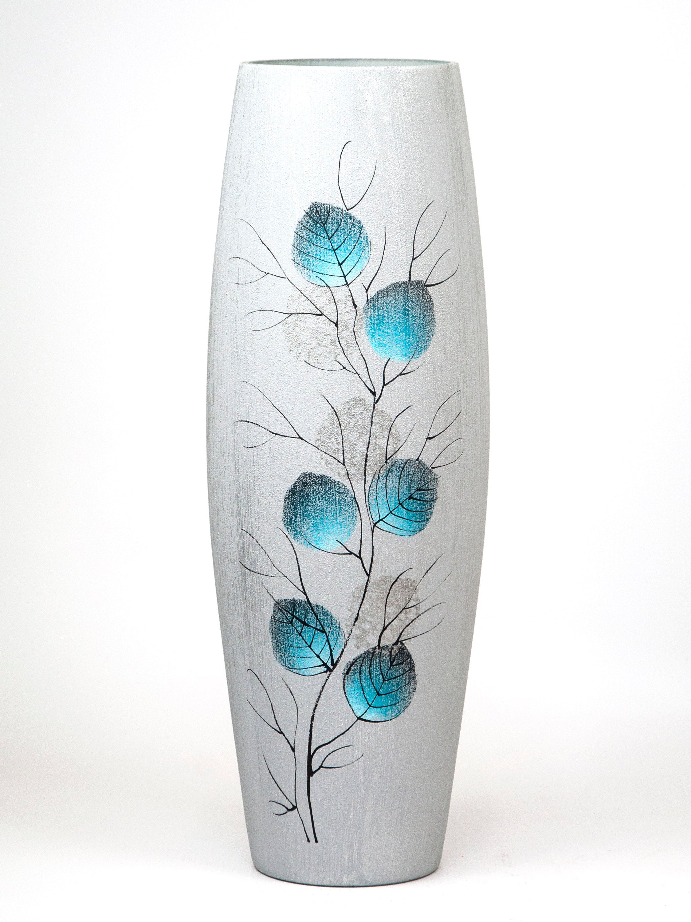 Art decorative glass vase 7124/500/sh223, hand-painted with unique designs, showcasing vibrant colors and intricate patterns.