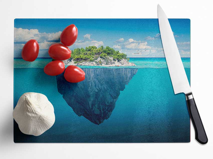 As Above So Below 1 chopping board made of tempered glass with chinchilla ripple effect and anti-slip feet.