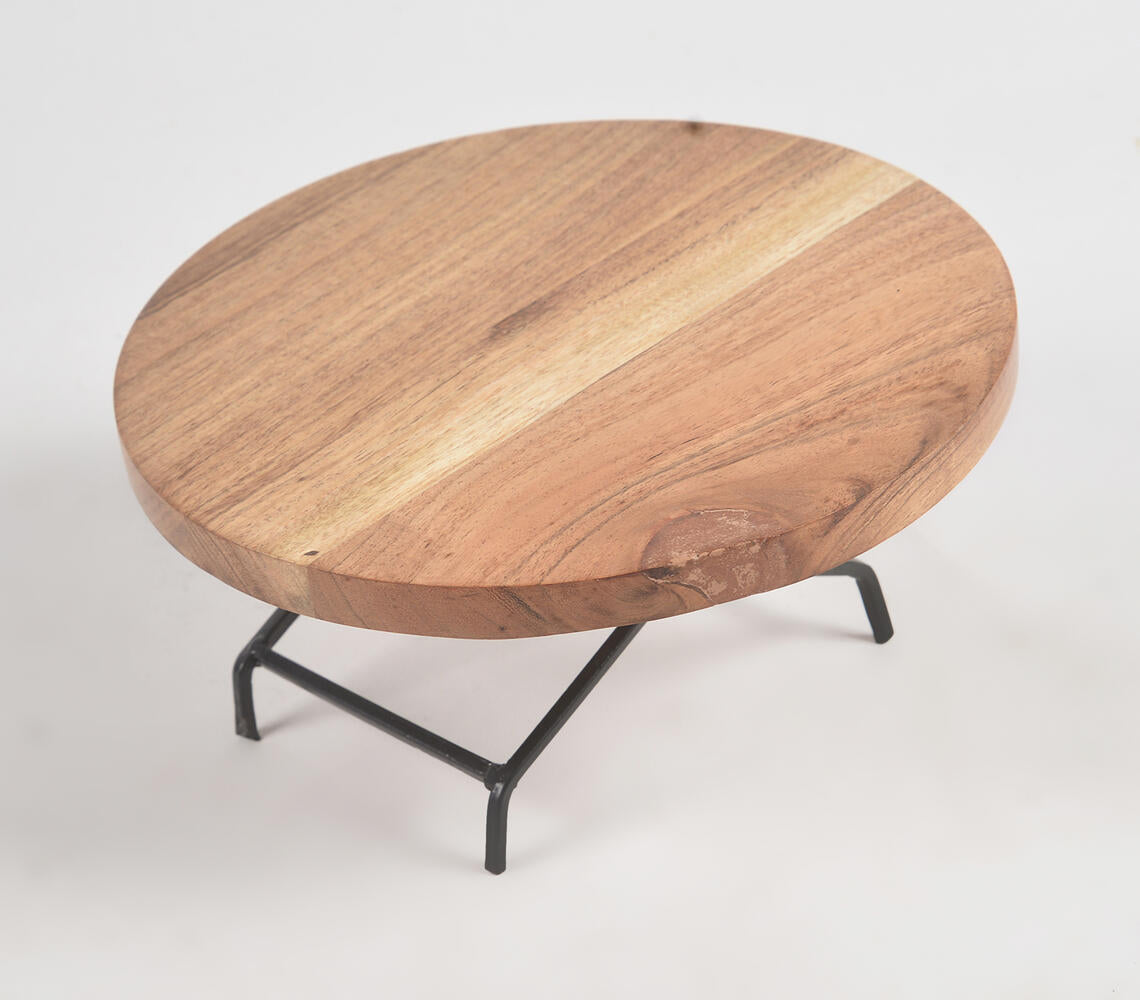 Collapsible cake stand made of acacia wood and iron, showcasing a natural wood grain and minimalist design.