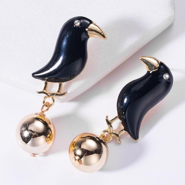 Elegant Crystal Parrot Tassel Earrings featuring a vibrant design and dangle style, perfect for women.