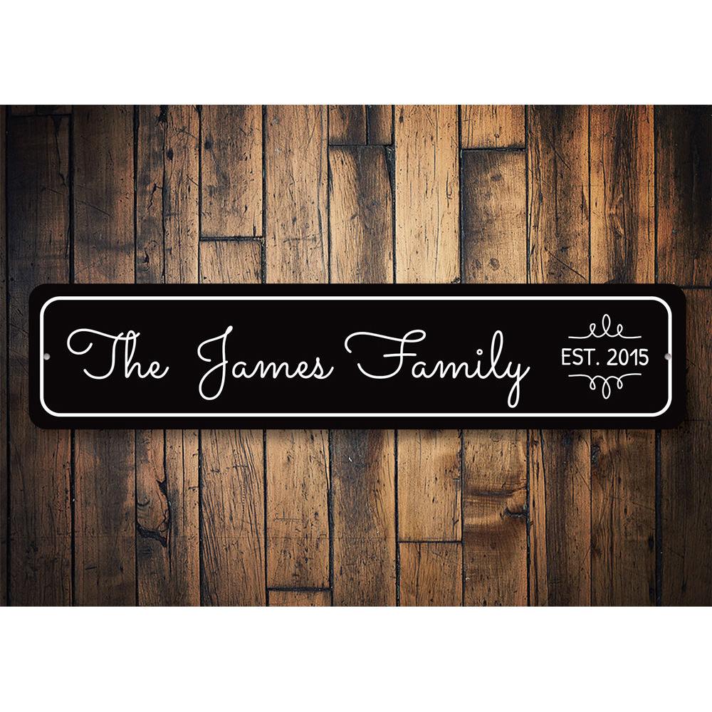 A beautifully crafted Family Mantle Sign made from high-quality aluminum, featuring customizable text for personalization.
