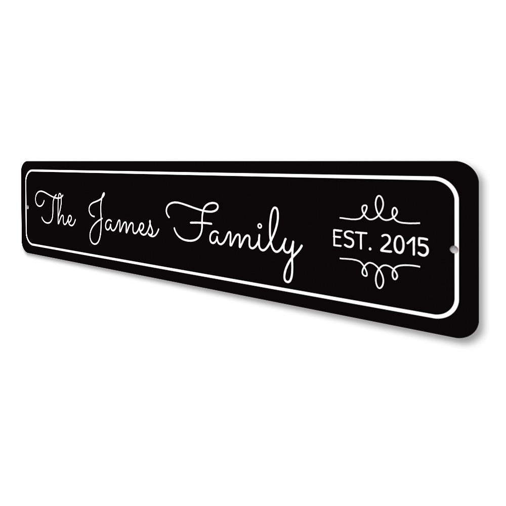 A beautifully crafted Family Mantle Sign made from high-quality aluminum, featuring customizable text for personalization.