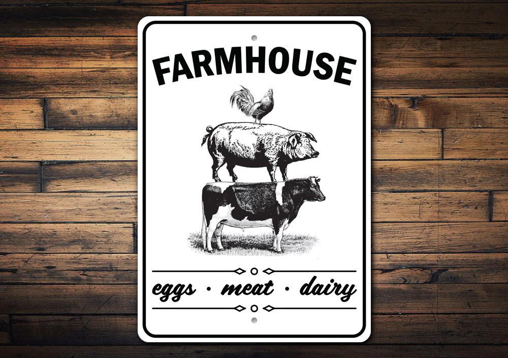A beautifully crafted Farm Animal Sign made from durable aluminum, featuring customizable text and vibrant colors, perfect for home decor.