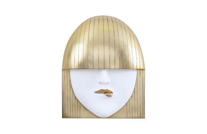 Large Fashion Faces Wall Art featuring a pout design in white and gold leaf, showcasing modern elegance and artistic flair.
