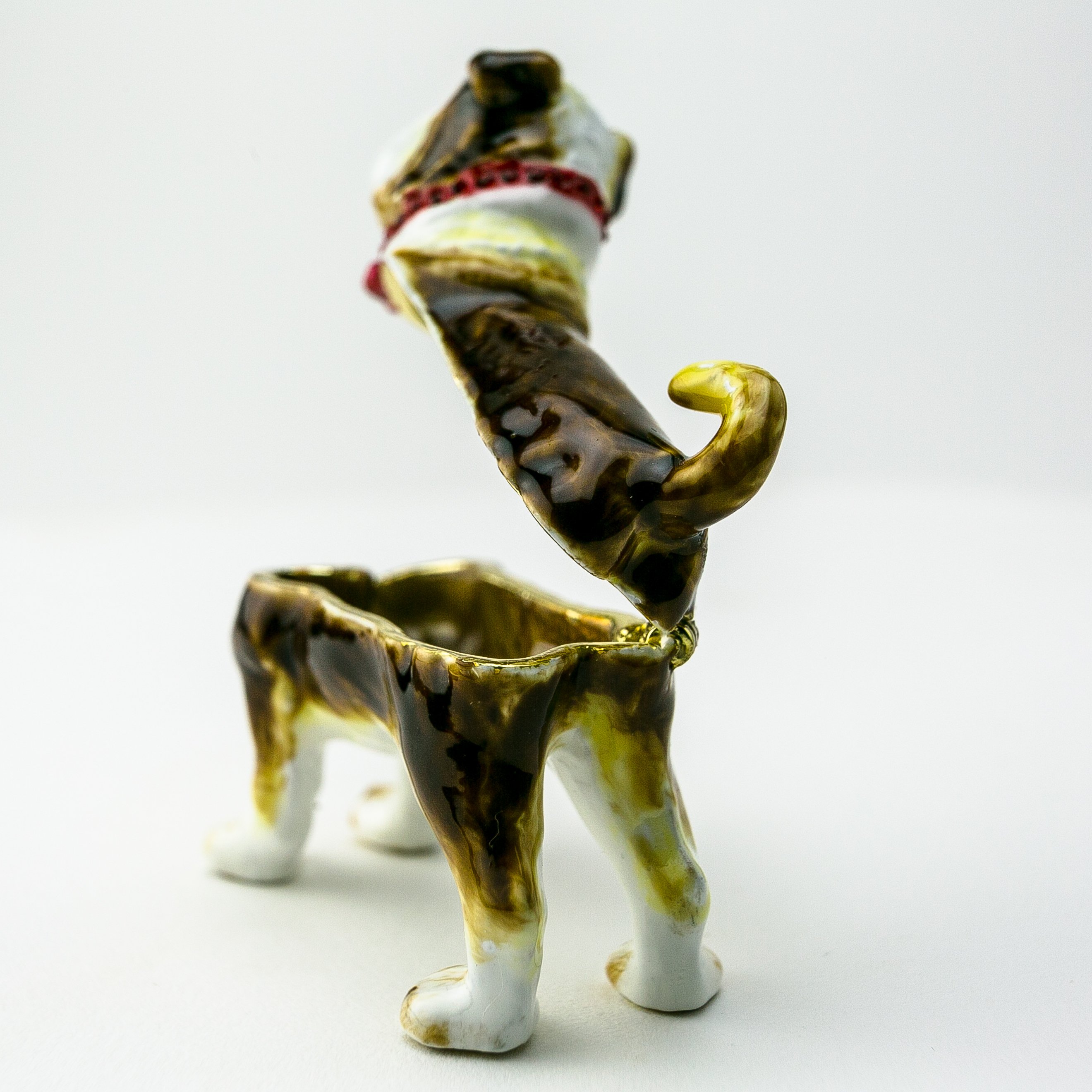 Handcrafted French Bulldog trinket box with Austrian crystals and 925 silver plating, elegantly designed for art lovers.