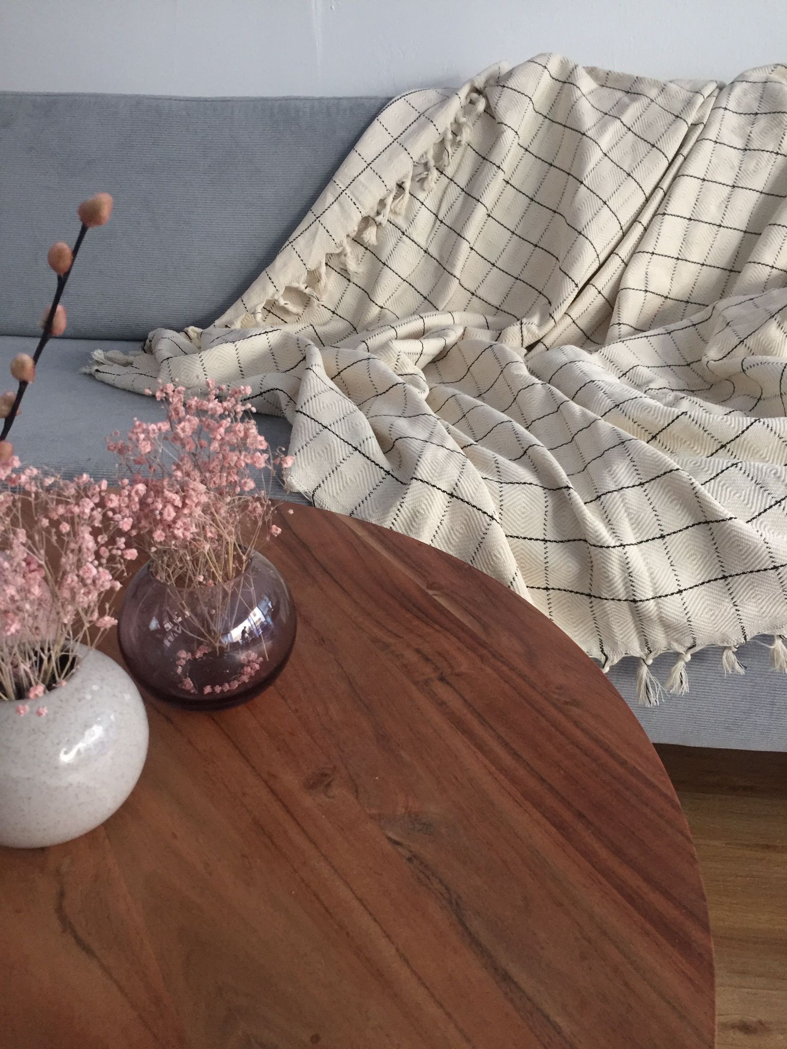 Handgewebte Decke 'Göreme' aus 100% Bio-Baumwolle, 240 x 200 cm, nachhaltig und fair produziert.