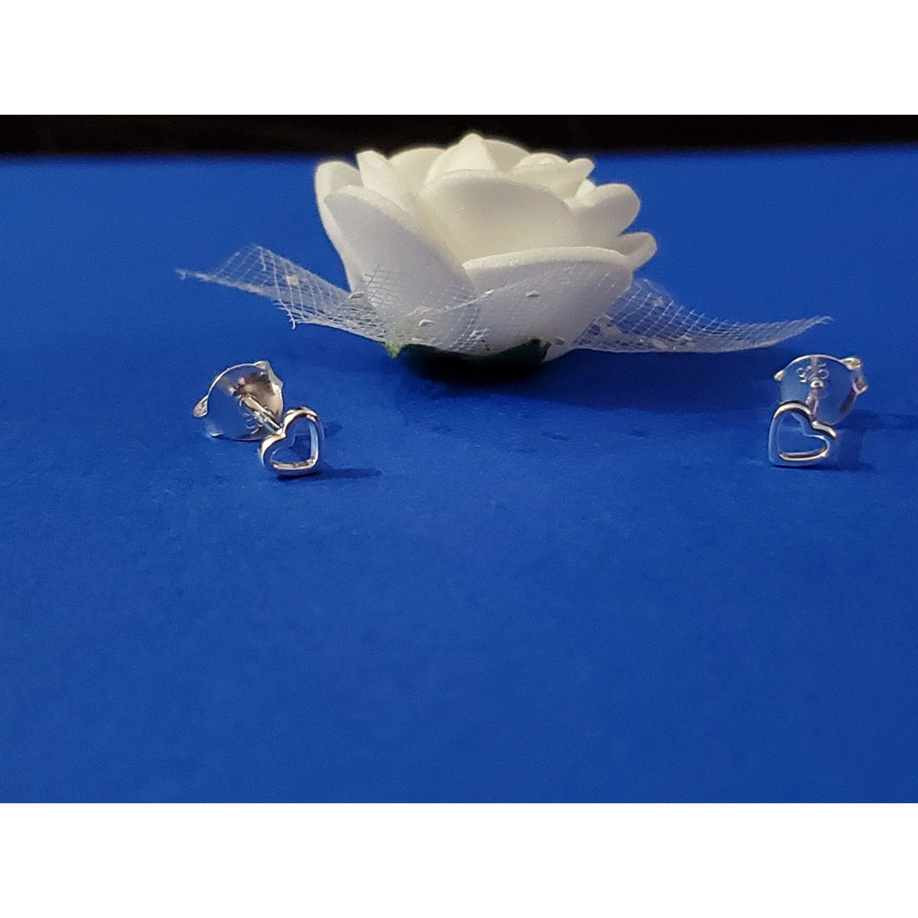 Heart Shape Openwork Sterling Silver Earrings Studs with intricate design and high polish finish, perfect for elegant occasions.