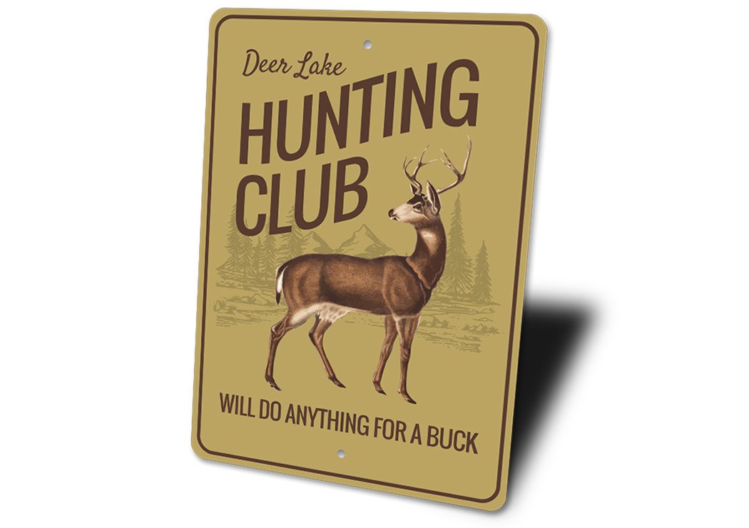 Customizable Hunting Club Sign made of high-quality aluminum, featuring a rustic design suitable for home decor.