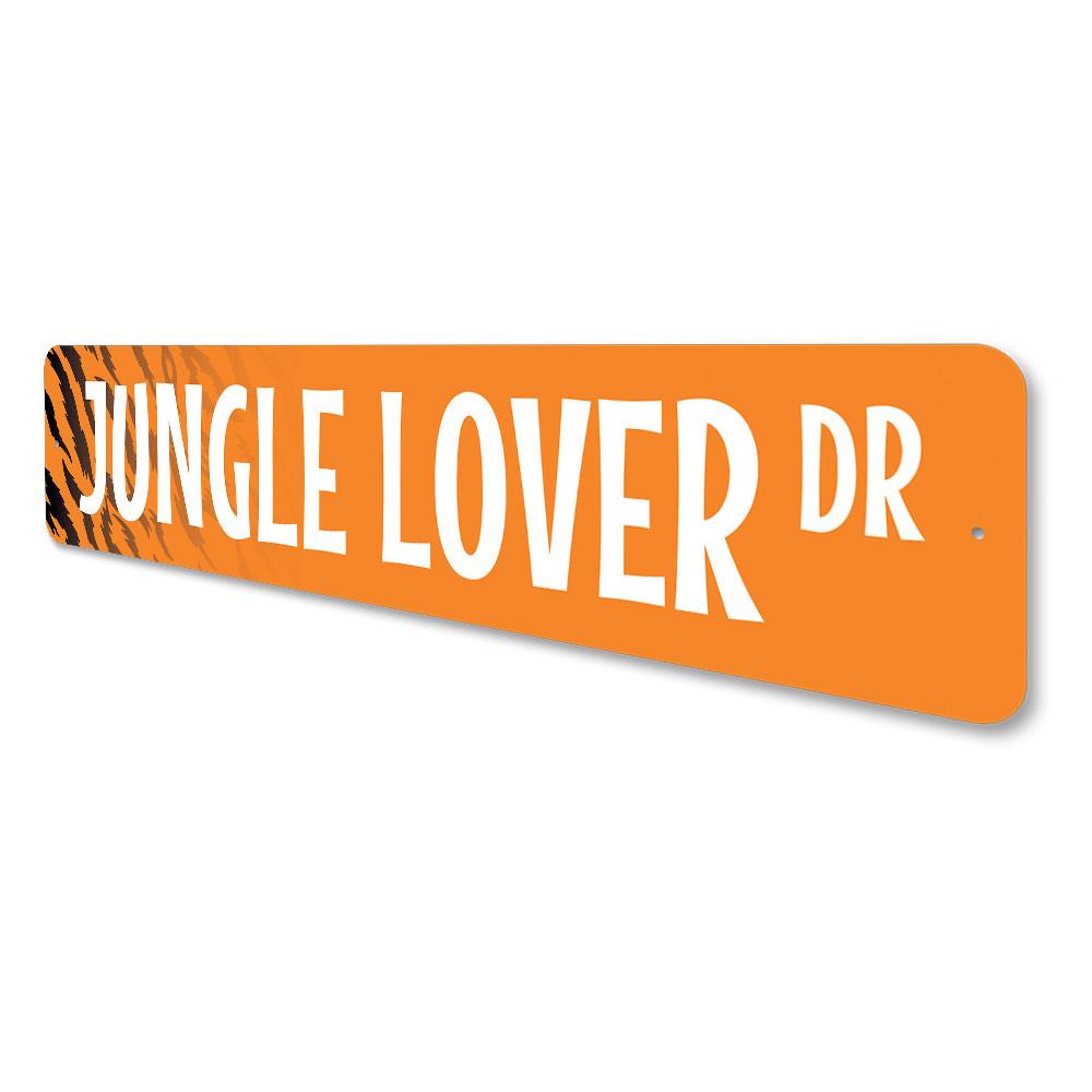 Jungle Lover Street Sign made of high-quality aluminum, featuring vibrant colors and a decorative design, perfect for home decor.