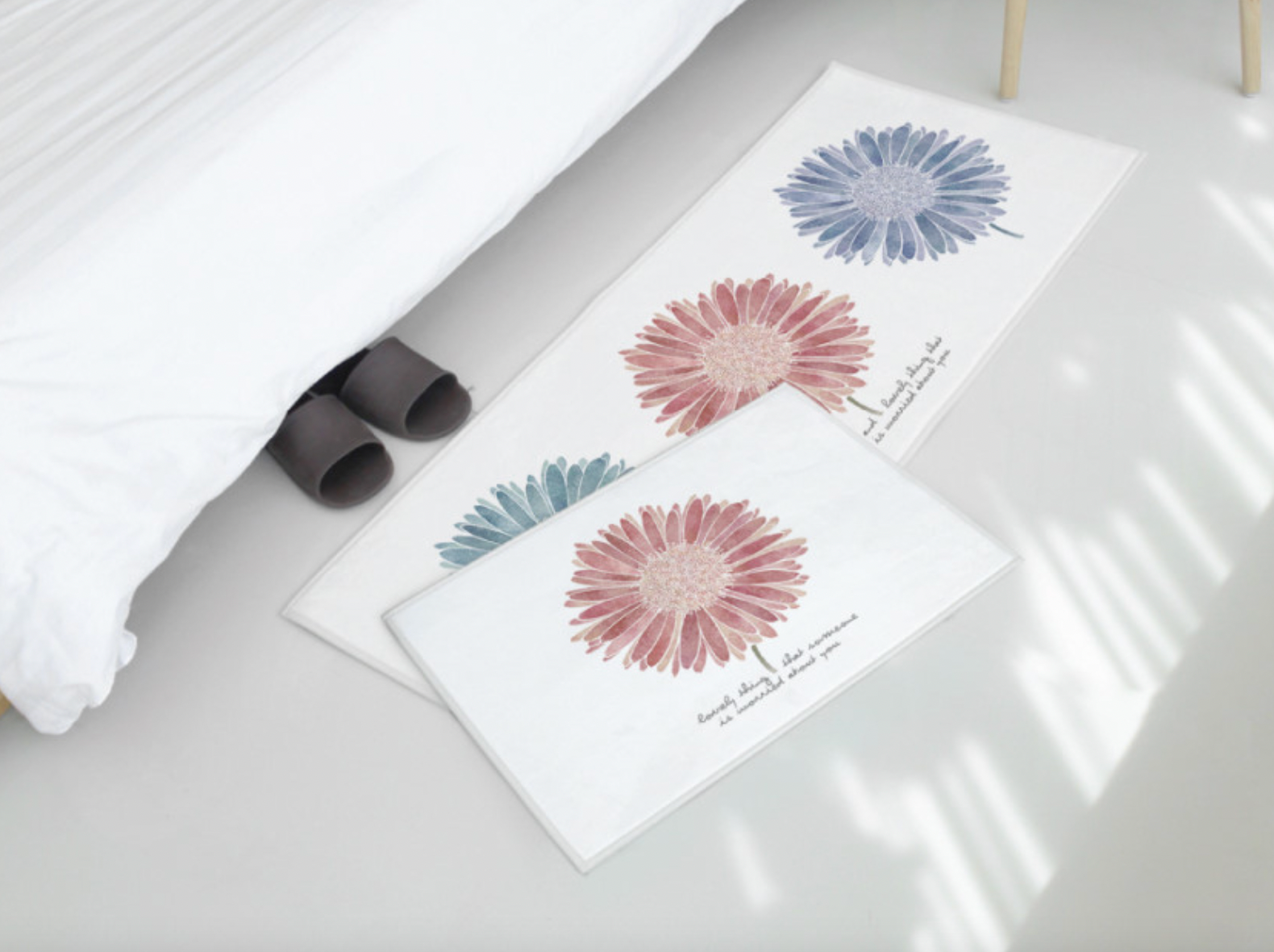 Lovely Daisy floor mat and kitchen mat set in stylish design, showcasing high-quality microfiber and non-slip features.