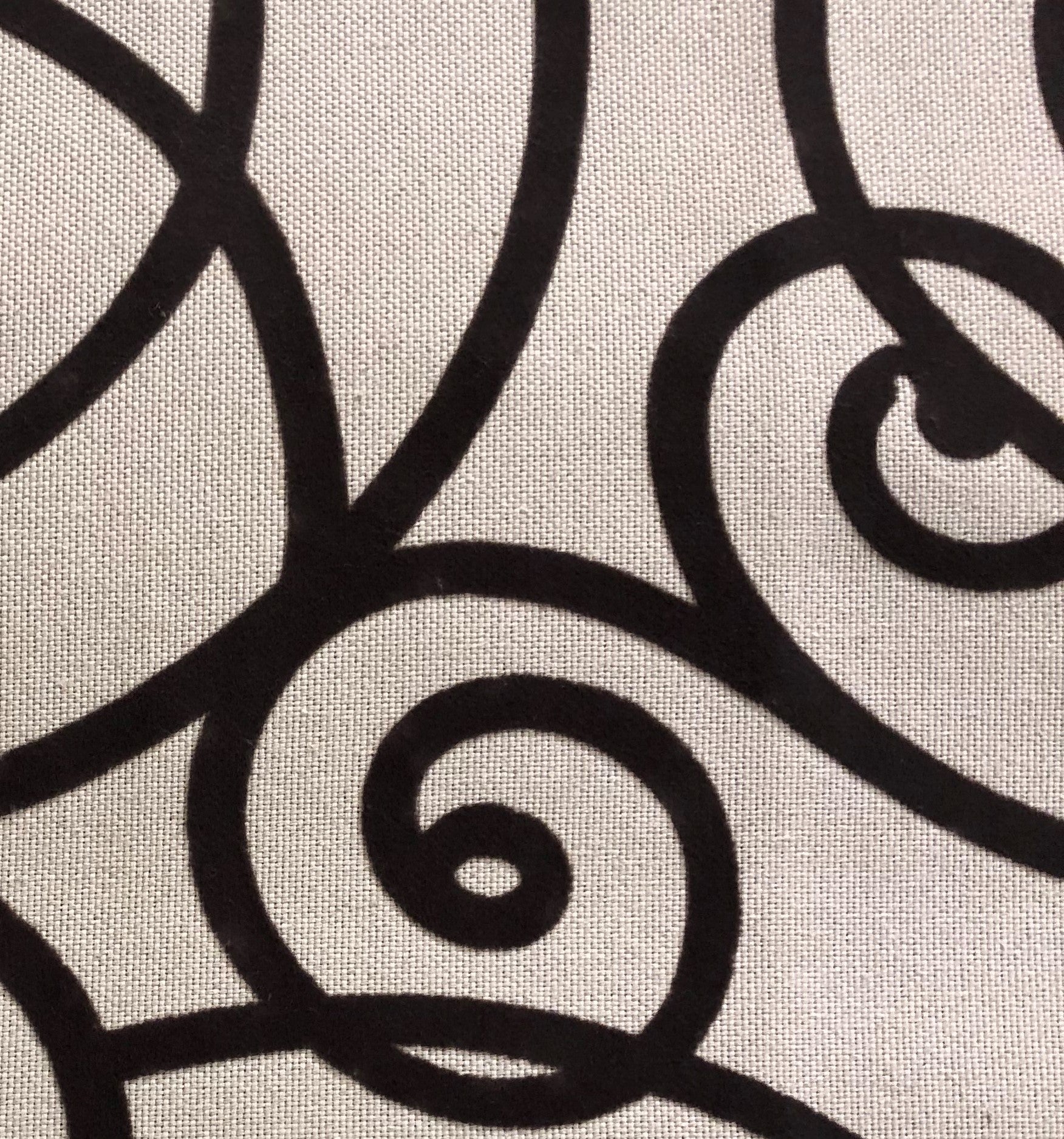 Moda Capella Black and White Luxury Throw Pillow featuring elegant design and invisible zipper closure.