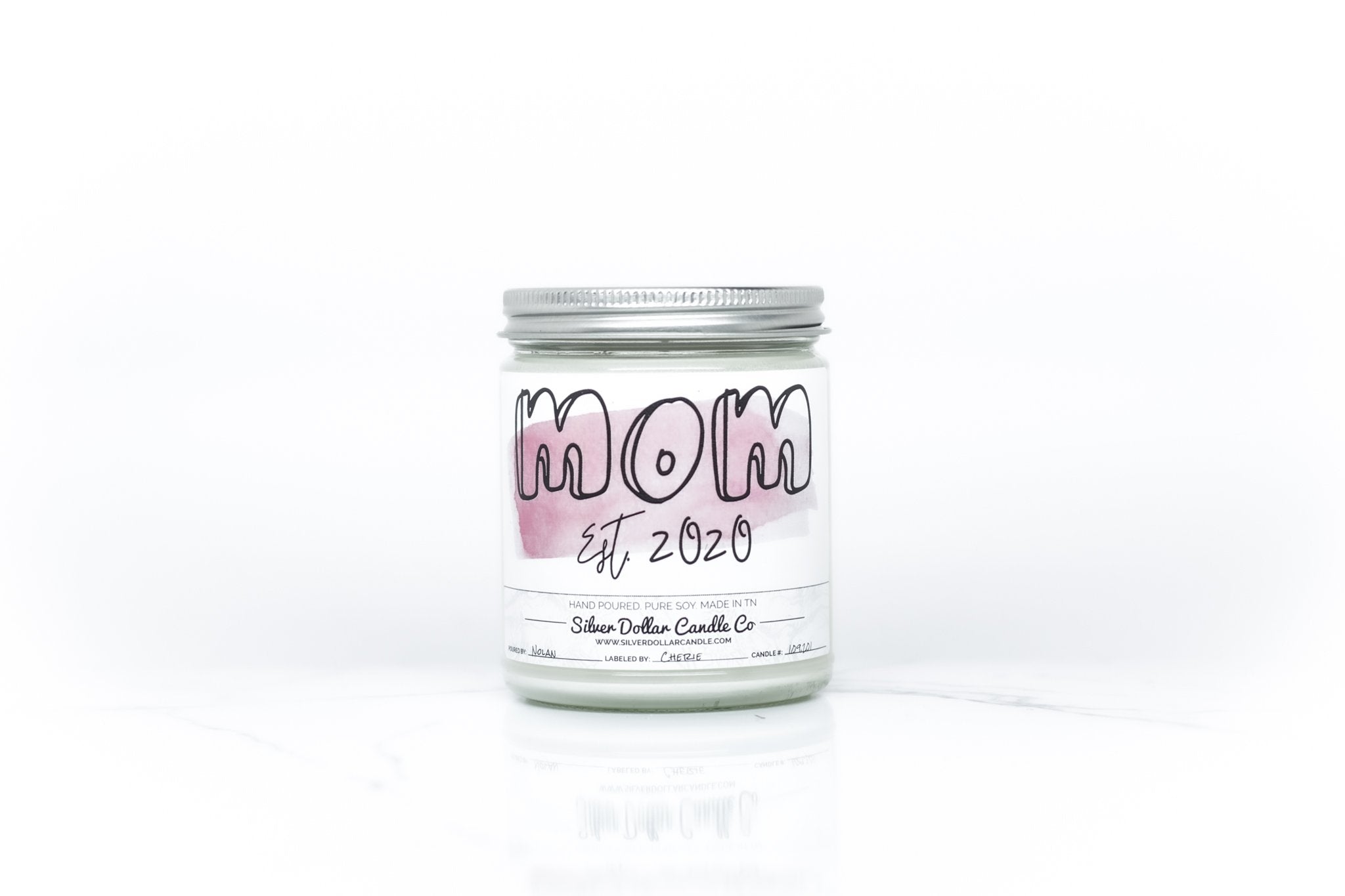 Personalized Mom Candle with watercolor design and customizable year.