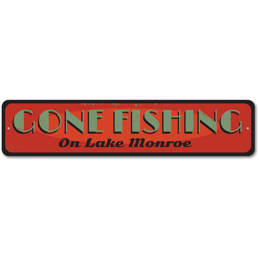 Old Gone Fishing Sign made of durable aluminum, featuring a rustic design perfect for lakehouse decor.