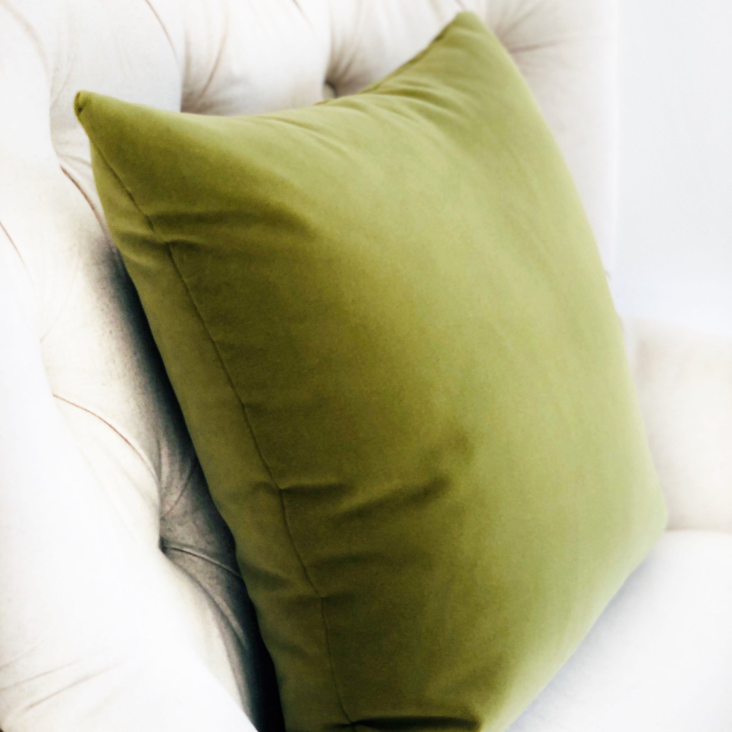 Pistachio Love Green Handmade Luxury Pillow featuring a rich green color, double-sided design, and invisible zipper closure, crafted from 100% cotton.