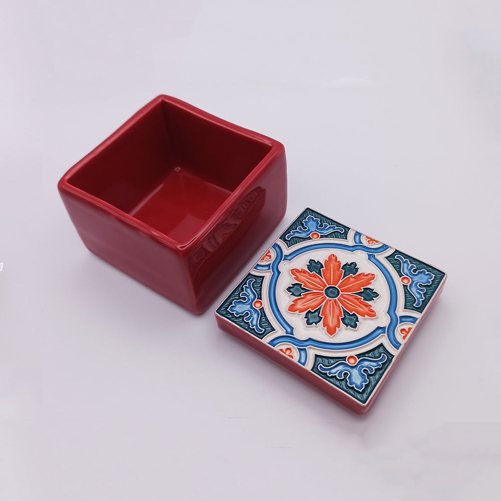 A beautifully handcrafted Portimão Ceramic Box showcasing intricate designs and vibrant colors, perfect for home decor.