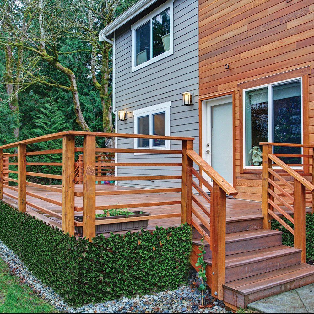 Premium Jasmine Artificial Hedge Extendable Trellis with lush foliage, perfect for privacy and decoration.