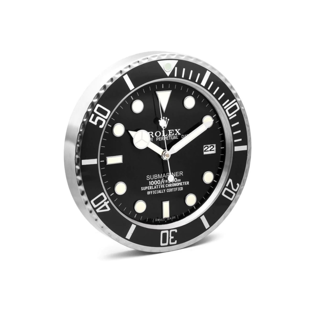 R*lex Submariner Wall Clock in black with stainless steel case and fluted bezel design, showcasing luxury and elegance.