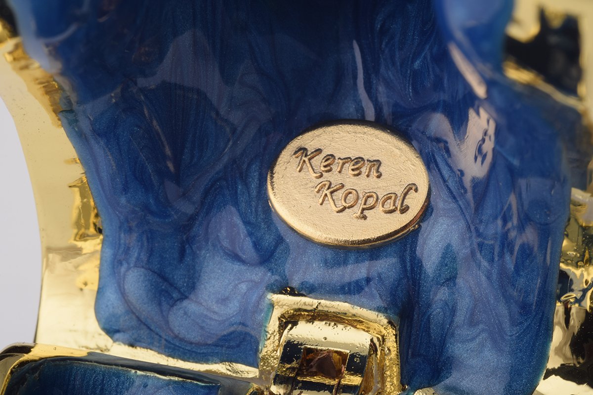 Handmade Santa in Carriage trinket box with enamel finish and Austrian crystals, plated in 24K gold or 925 silver.