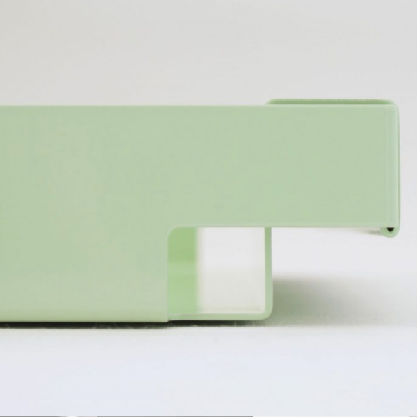 THE DEAN serving tray designed by Peter van de Water, featuring a sleek aluminum design in black or mint green.