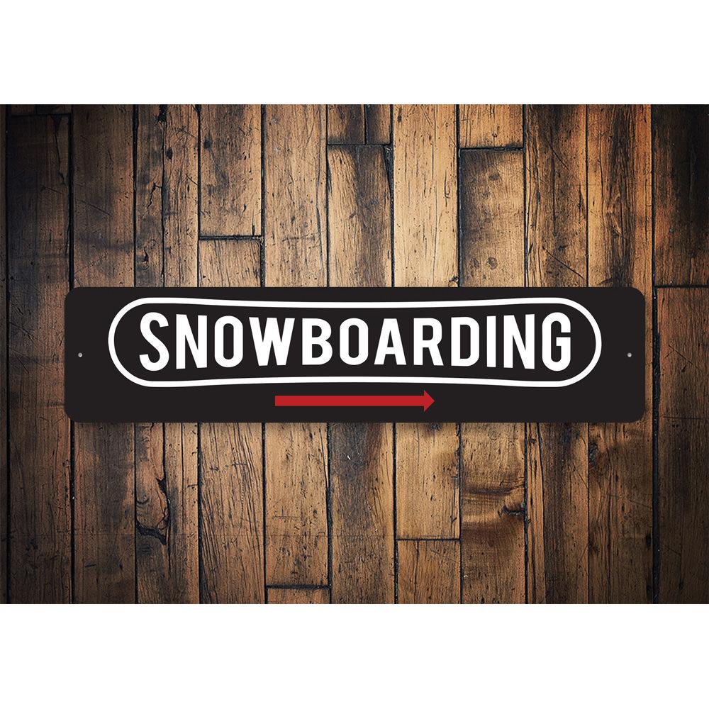Snowboarding Arrow Sign made of high-quality aluminum, featuring a stylish design perfect for indoor or outdoor decor.