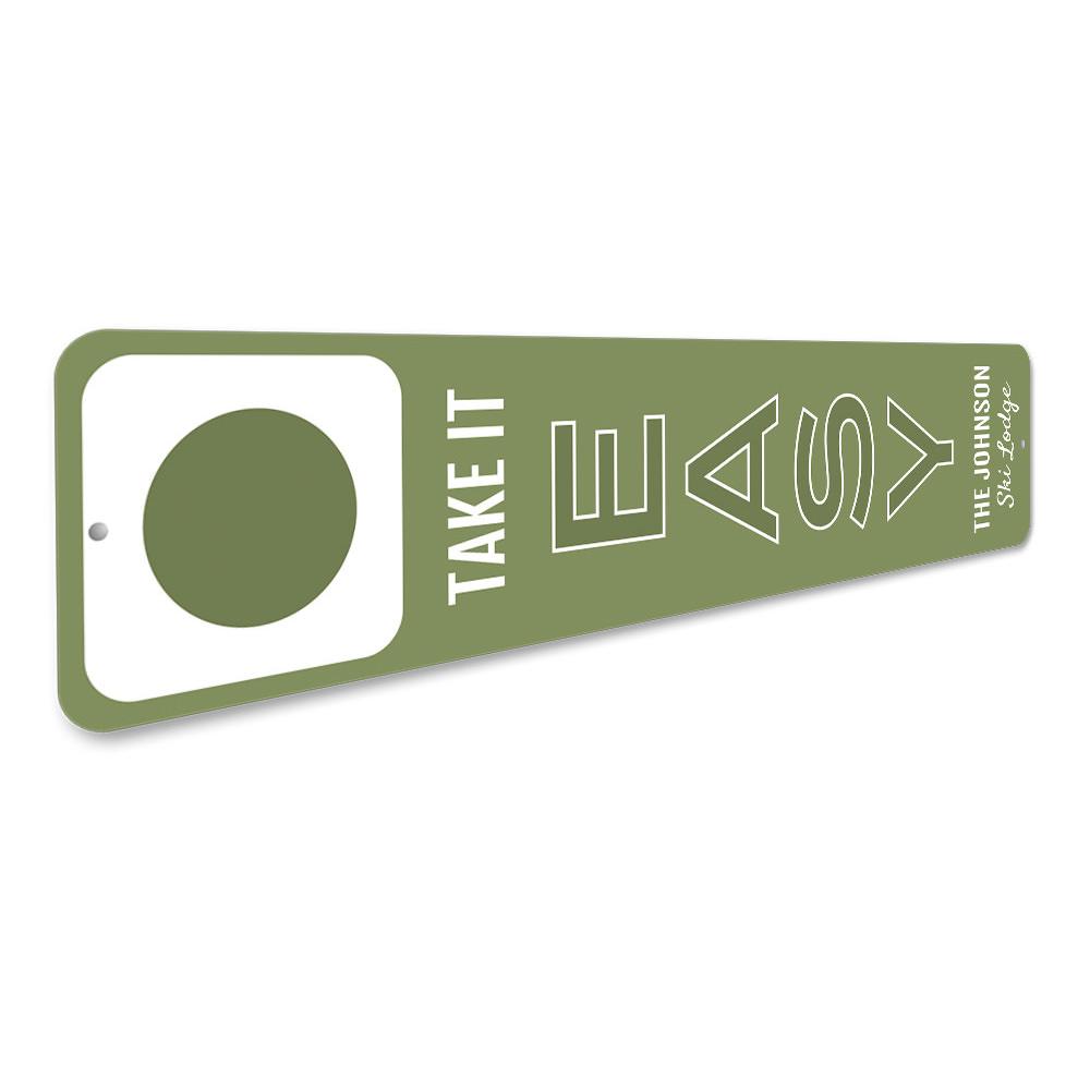 Take It Easy Vertical Sign made of high-quality aluminum, featuring a ski-themed design, perfect for wall decoration.