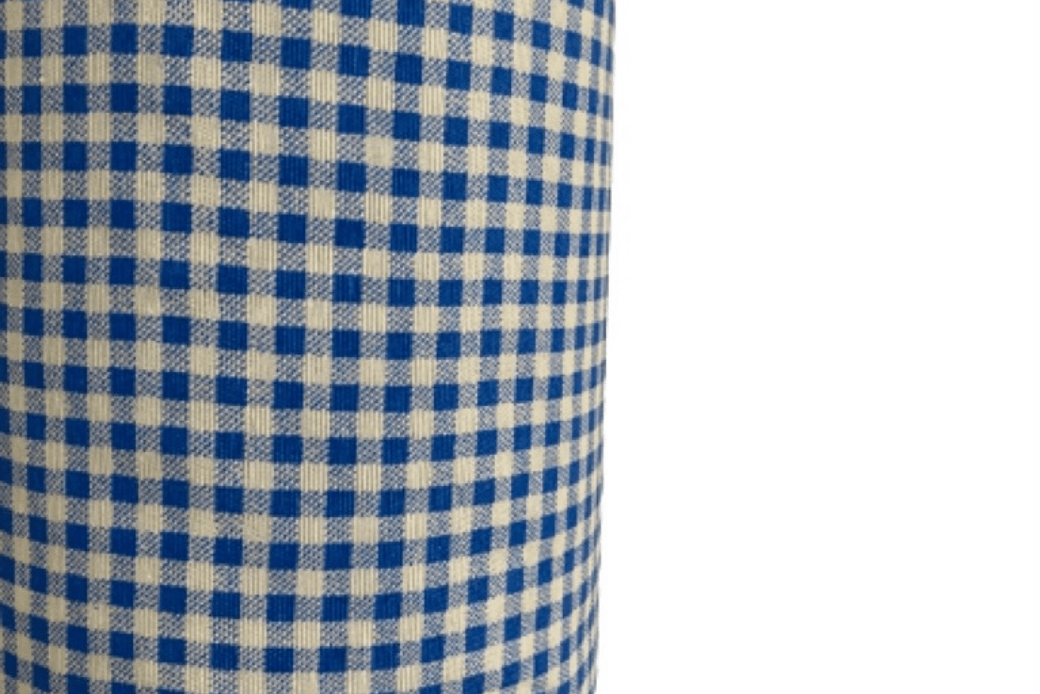 Lightweight TELA AL CORTE TEJIDO VICHY AZUL fabric with a classic blue check pattern, perfect for sewing projects.