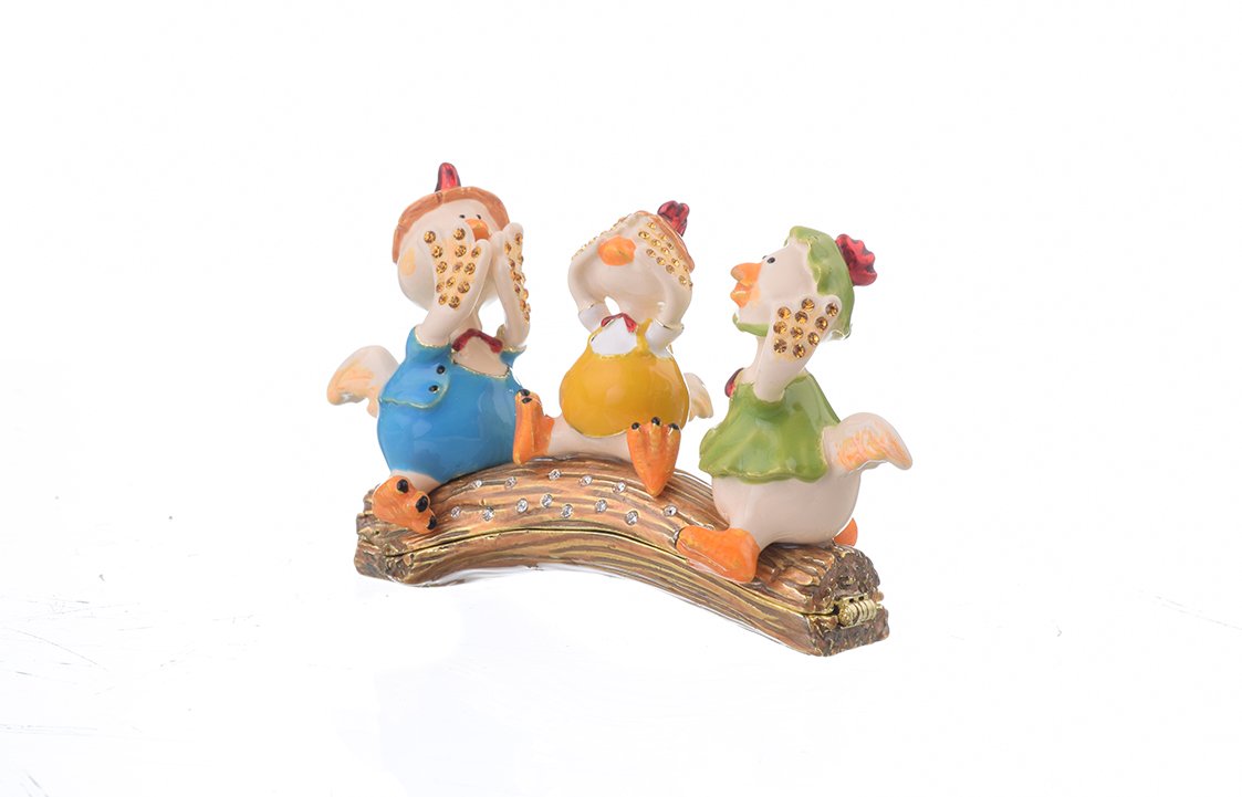 Handcrafted Three Ducks trinket box with Austrian crystals and gold plating, elegantly designed for decorative and storage purposes.