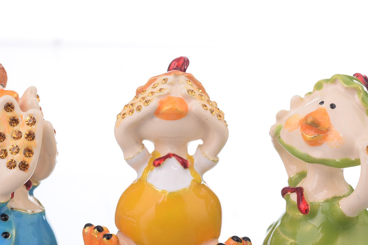 Handcrafted Three Ducks trinket box with Austrian crystals and gold plating, elegantly designed for decorative and storage purposes.