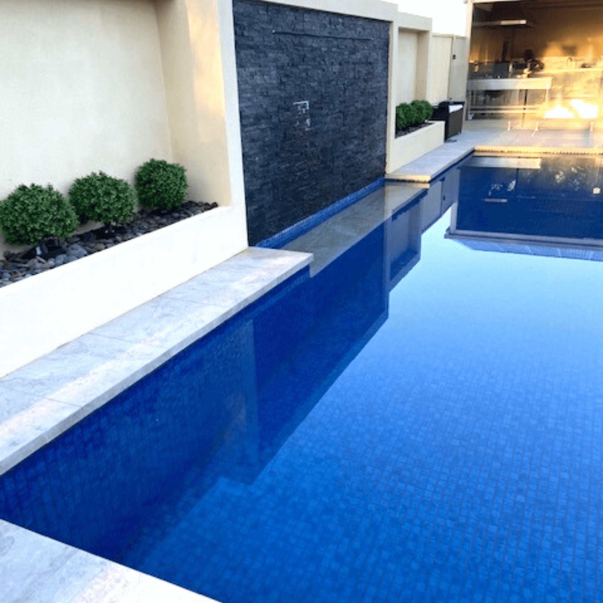 UV Resistant Artificial Topiary Shrub (Hedyotis) 50CM in Mixed Green with vibrant two-tone leaves in a plastic pot.