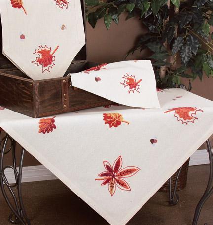 XD10814 Harvest Leaf Collection featuring crewel embroidered leaves in fall colors on natural cotton fabric table linens.
