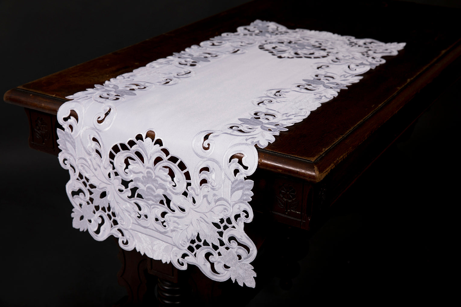 Elegant XD17101 Garden Trellis Table Runner with scalloped edges and floral embroidery in white or ivory.