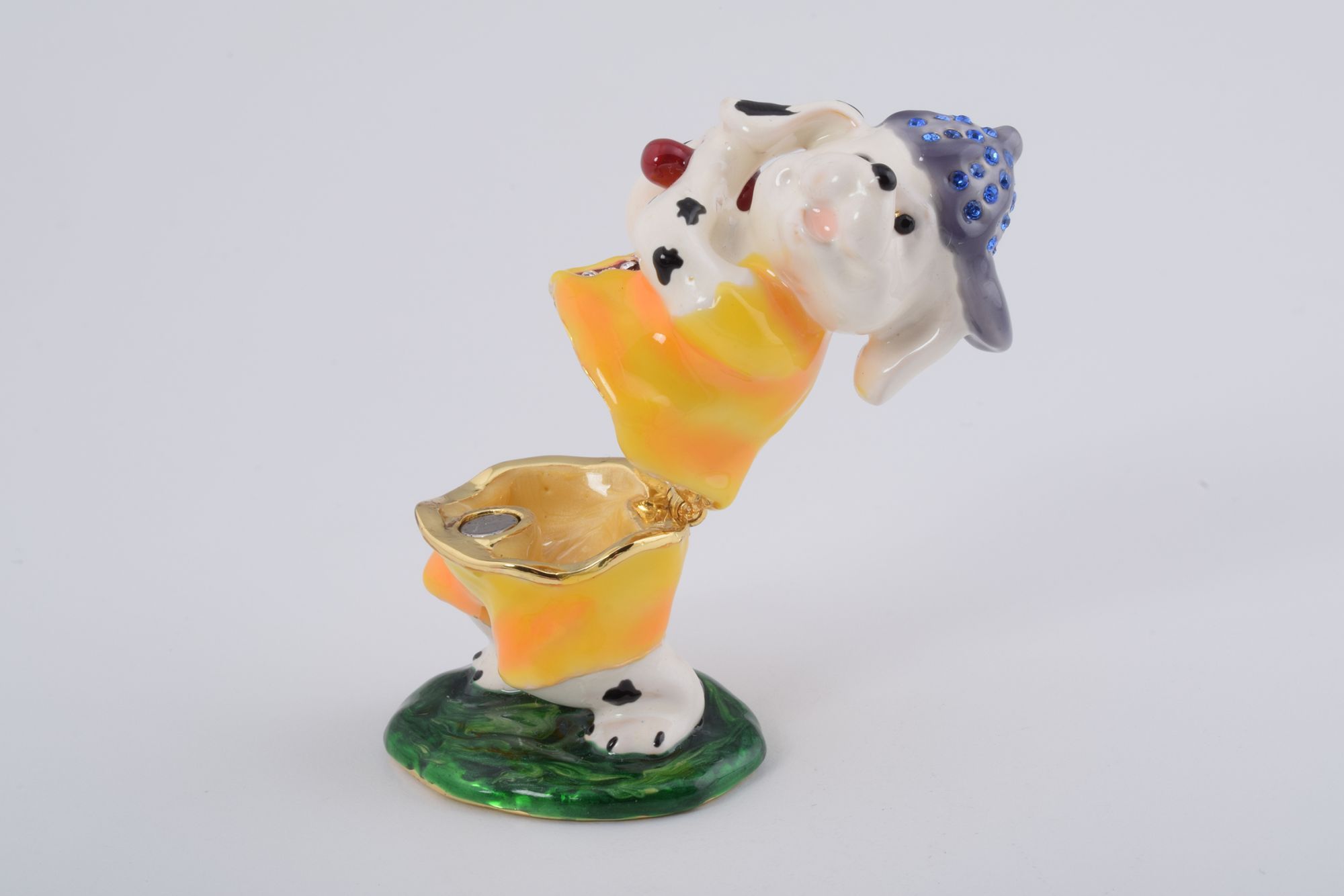 Handmade Zodiac Dog trinket box with enamel painting and Austrian crystals, featuring a secure magnetic closure.