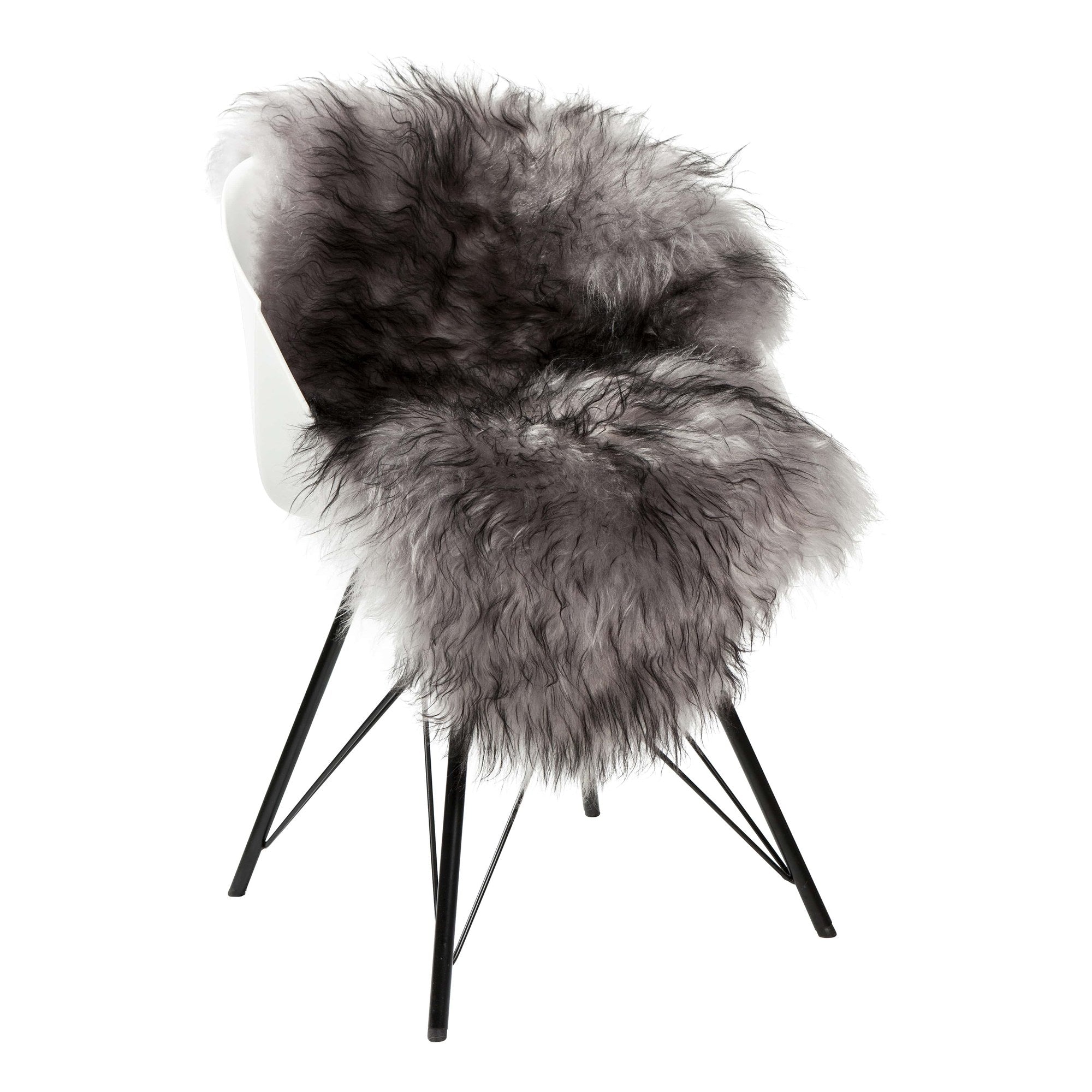 Melange grijs IJslands schapenvacht van 100 x 65 cm, zacht en luxueus, perfect voor interieurdecoratie.